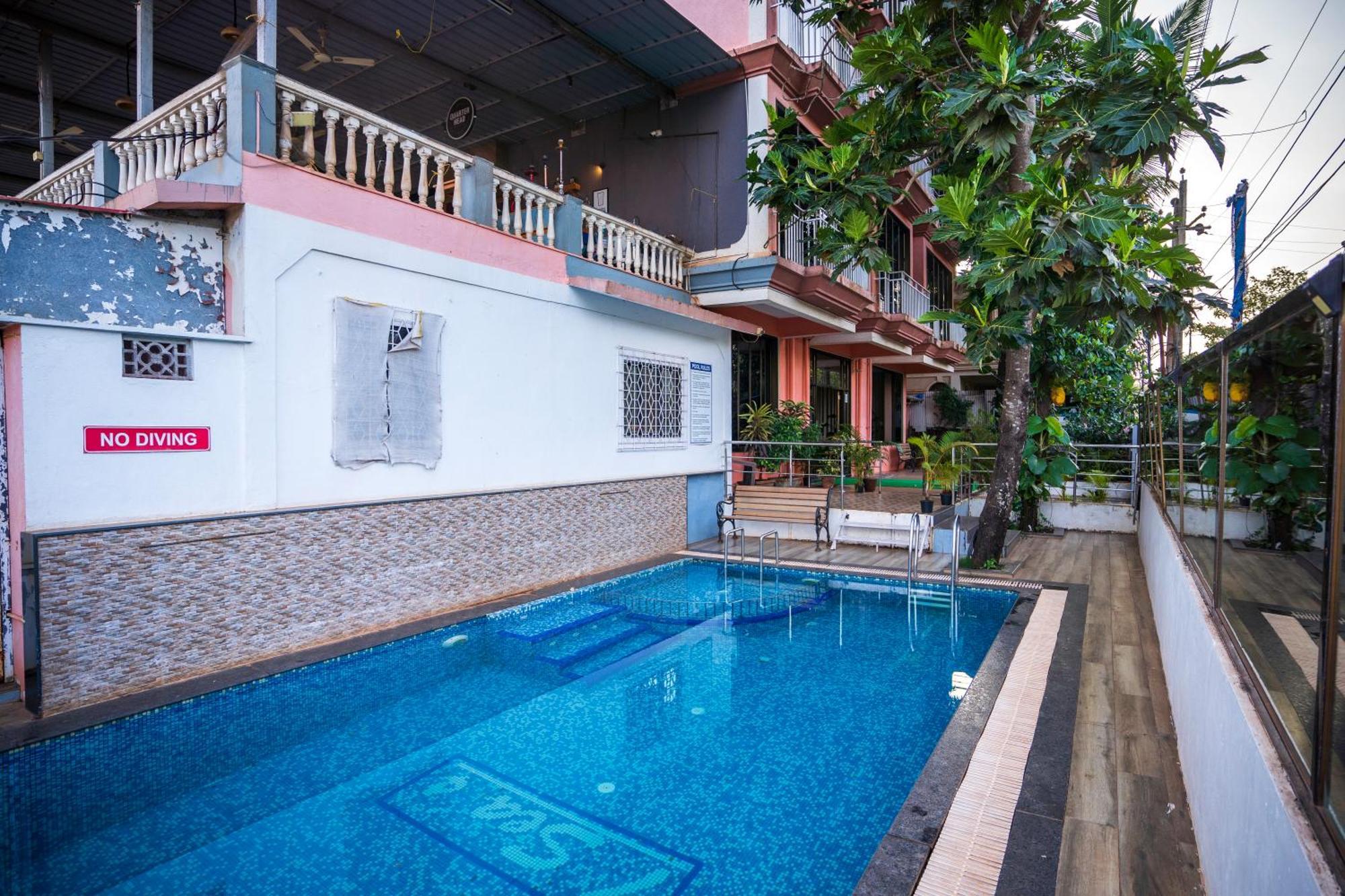 Hotel 7 Seas Вагатор Екстер'єр фото